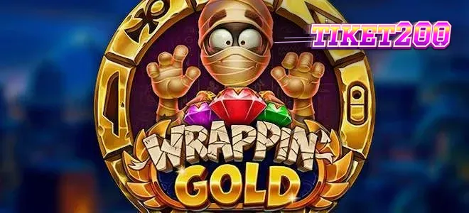 Tampilan visual slot Wrappin’ Gold dengan karakter mumi Khufu dan latar makam emas.